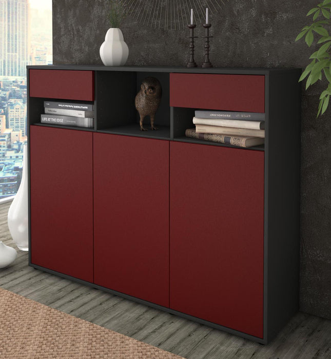 Highboard Mena, Bordeaux Studio (136x108x35cm) - Dekati GmbH