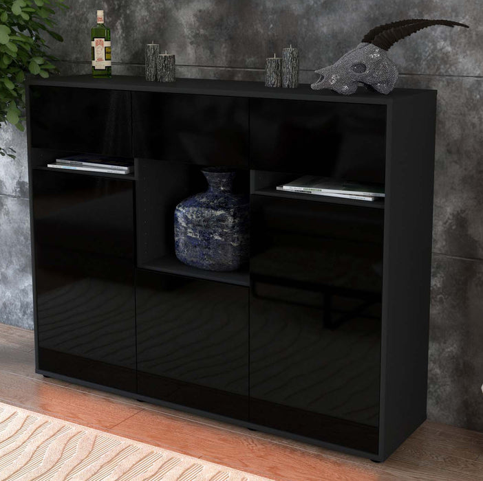 Highboard Nathalie, Schwarz Studio (136x108x35cm) - Dekati GmbH