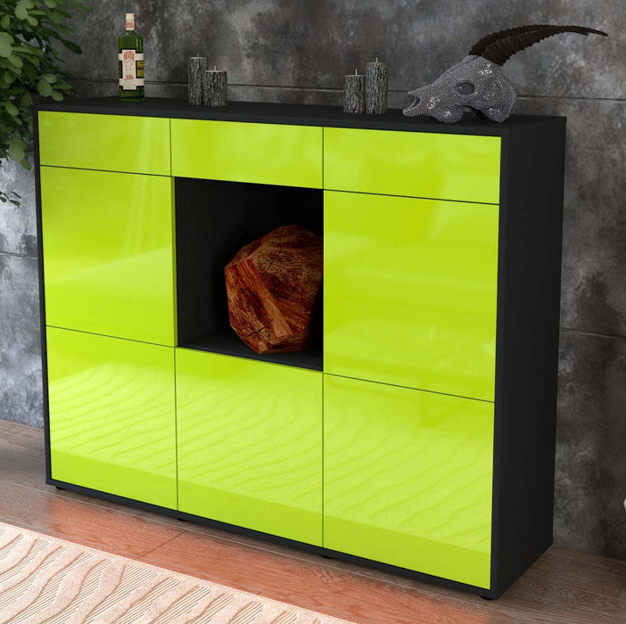 Highboard Serafina, Grün Studio (136x108x35cm) - Dekati GmbH