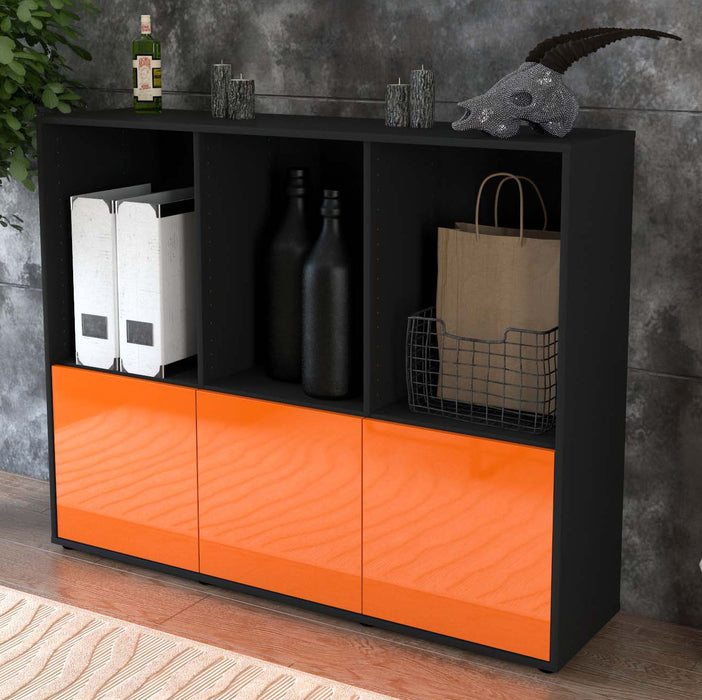 Highboard Seraphine, Orange Studio (136x108x35cm) - Dekati GmbH