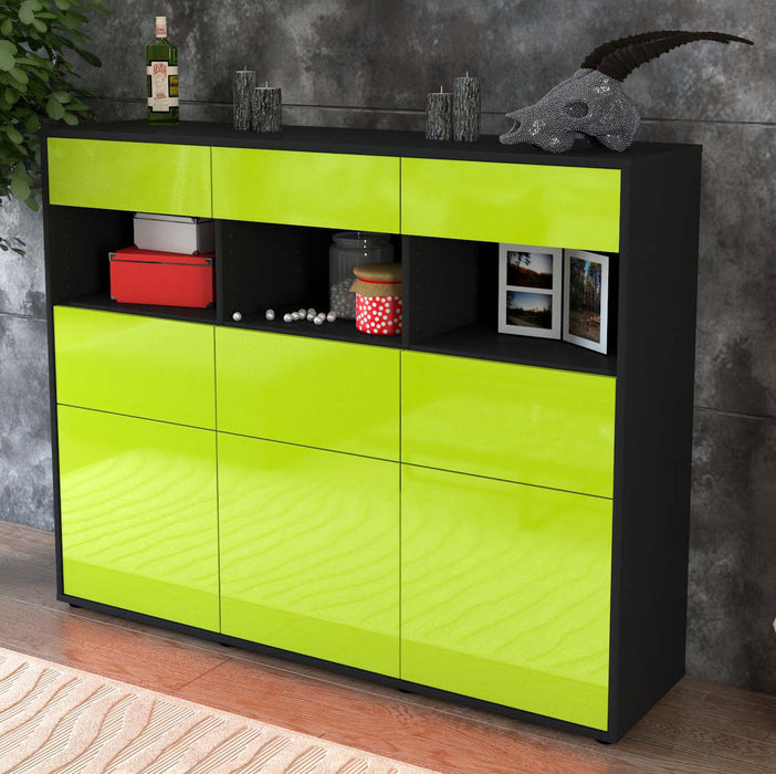 Highboard Tina, Grün Studio (136x108x35cm) - Dekati GmbH