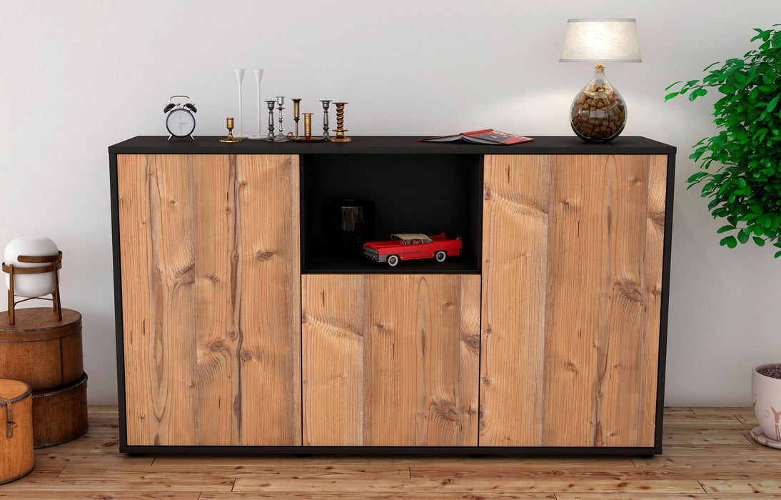 Sideboard Demetria, Pinie (136x79x35cm)